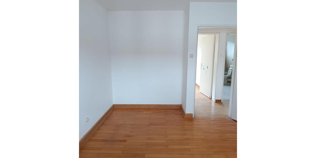 Etagenwohnung Feldkirchen - 3 Zimmer, 86 m&sup2;, 600&euro; | Angebot:25988930
