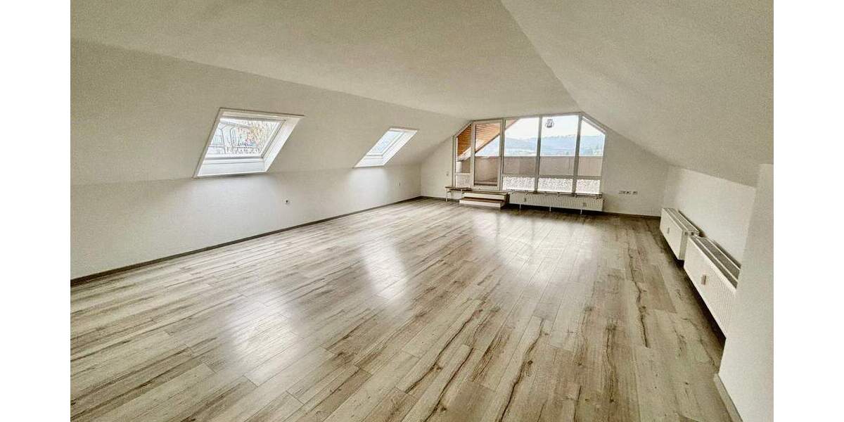 Etagenwohnung Wuppertal Langerfeld - 5 Zimmer, 134 m&sup2;, 1.009&euro; | Angebot:25152507