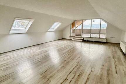 Wohnung Wuppertal Langerfeld - 5 Zimmer, 134 m&sup2;, 1.009&euro; | Angebot:25152507