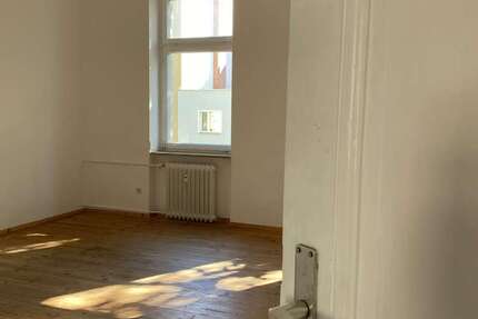 Wohnung zum Mieten in Berlin-Spandau 736 € 80 m²