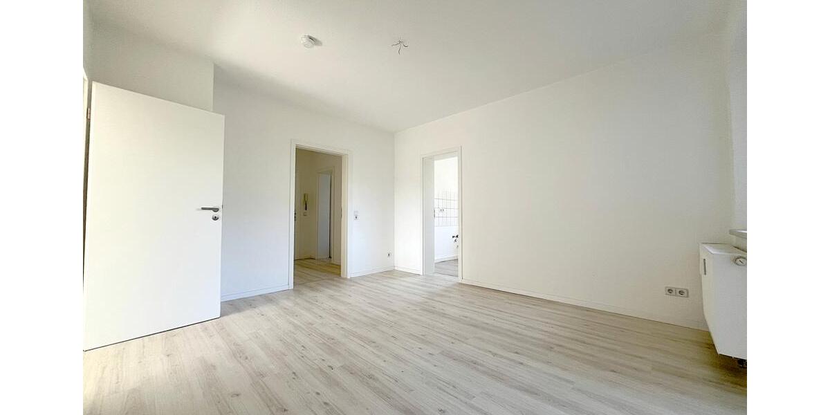 Erdgeschoßwohnung Glauchau - 4 Zimmer, 81 m&sup2;, 520&euro; | Angebot:26147877