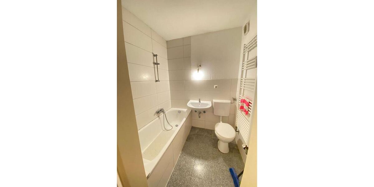 Etagenwohnung Großostheim - 4 Zimmer, 92 m&sup2;, 720&euro; | Angebot:20304489