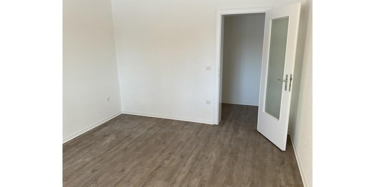 Geräumige Familienwohnung für Sie frisch renoviert. 3 zimmer