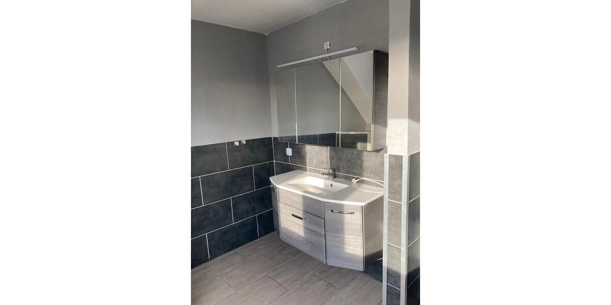 Etagenwohnung Ovelgönne - 3.5 Zimmer, 79 m&sup2;, 650&euro; | Angebot:25988524