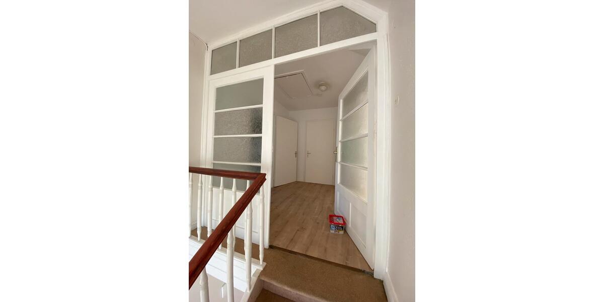 Dachgeschoßwohnung Bad Pyrmont - 3.5 Zimmer, 61 m&sup2;, 600&euro; | Angebot:25175461