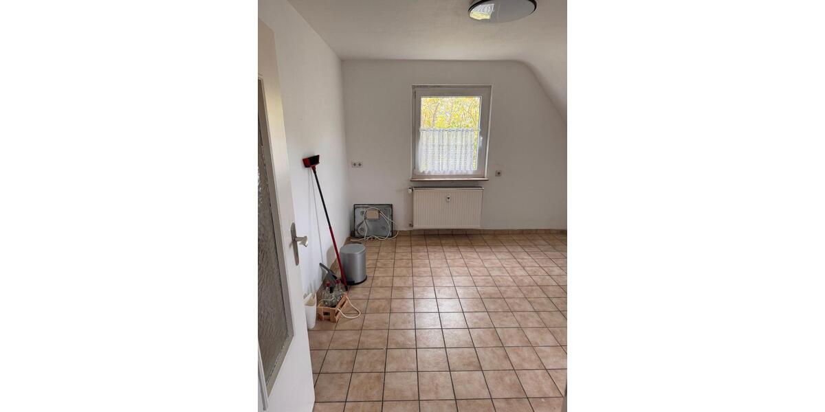 Dachgeschoßwohnung Seibersbach - 2 Zimmer, 40 m&sup2;, 400&euro; | Angebot:26545232