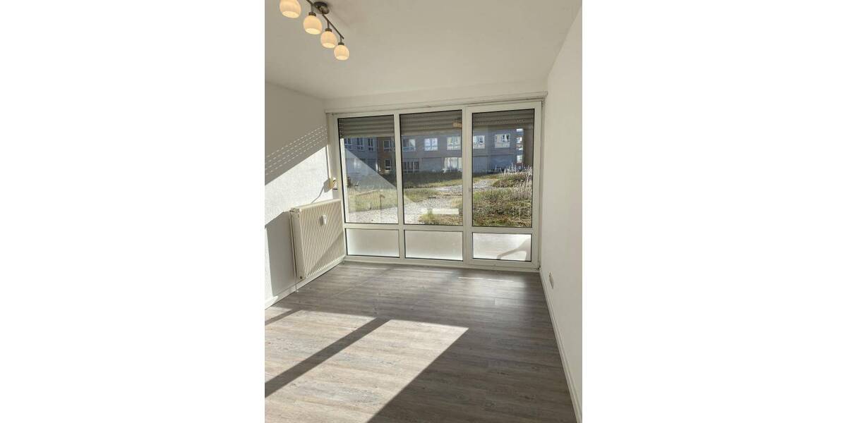 Etagenwohnung Mittweida - 2 Zimmer, 36 m&sup2;, 345&euro; | Angebot:26028003