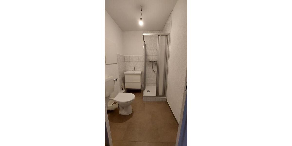 Etagenwohnung Bernsdorf - 3 Zimmer, 61 m&sup2;, 260&euro; | Angebot:23089920