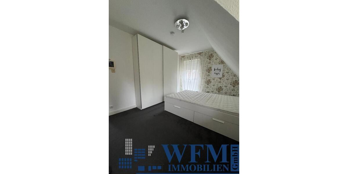 Etagenwohnung Neumünster Brachenfeld/Ruthenberg - 4 Zimmer, 18 m&sup2;, 445&euro; | Angebot:24699219