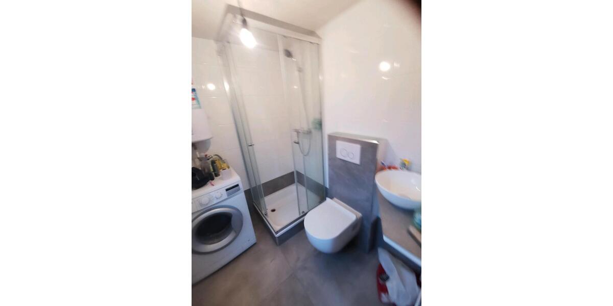 Wohnen auf Zeit Neulußheim - 1 Zimmer, 20 m&sup2;, 700&euro; | Angebot:25881378