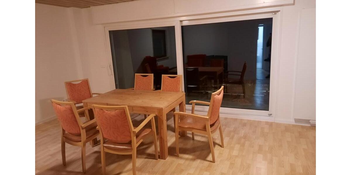 Etagenwohnung Karlsruhe Innenstadt-Ost - 3 Zimmer, 93 m&sup2;, 1.234&euro; | Angebot:26701916
