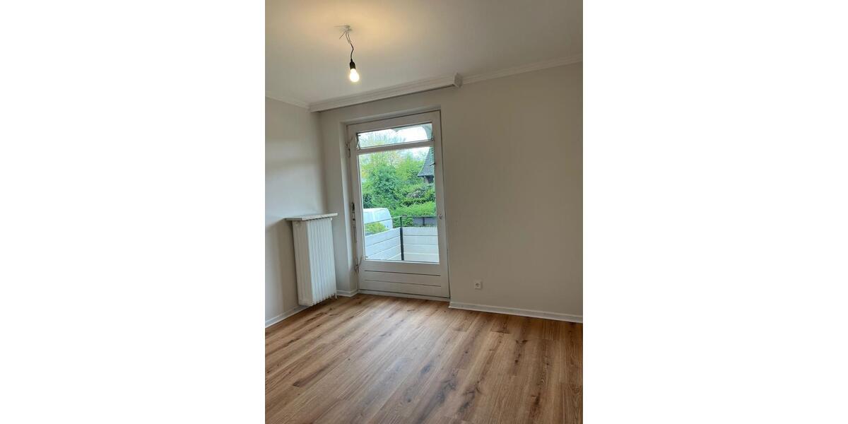 Erdgeschoßwohnung Hamburg Wandsbek - 4 Zimmer, 121 m&sup2;, 2.175&euro; | Angebot:26678163