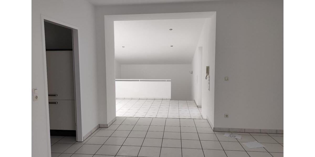 Etagenwohnung Fell - 5 Zimmer, 166 m&sup2;, 970&euro; | Angebot:25476187