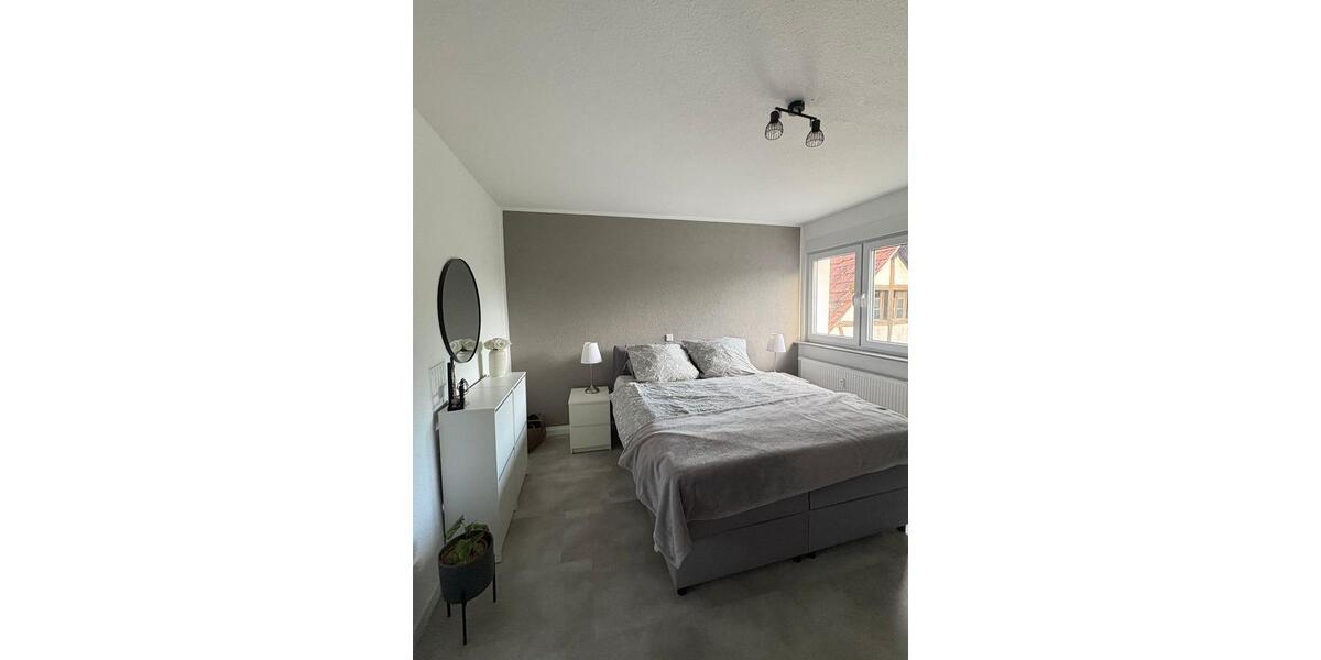 Etagenwohnung Fürth - 2 Zimmer, 70 m&sup2;, 700&euro; | Angebot:26652249