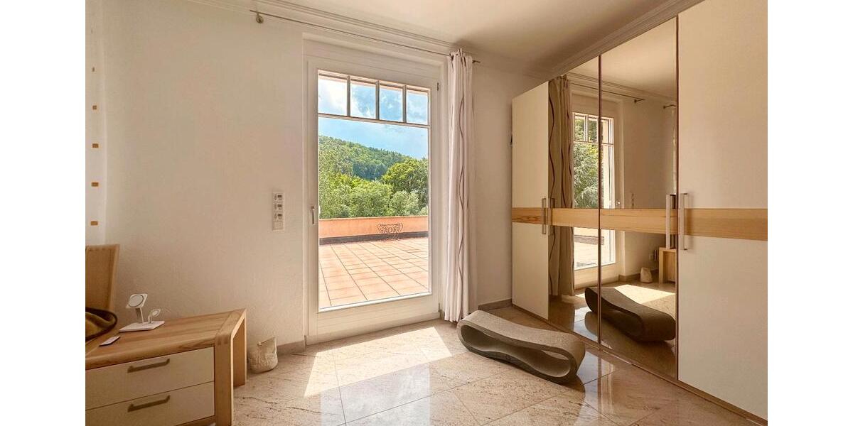 Terrassenwohnung Horb am Neckar - 4 Zimmer, 177 m&sup2;, 1.570&euro; | Angebot:26550334