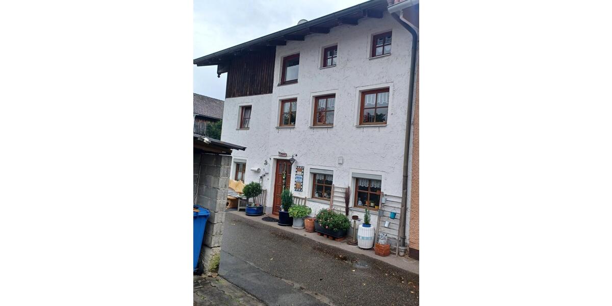 Gewerbeobjekt Frontenhausen - 5 Zimmer, 72 m&sup2;, 460&euro; | Angebot:19620038
