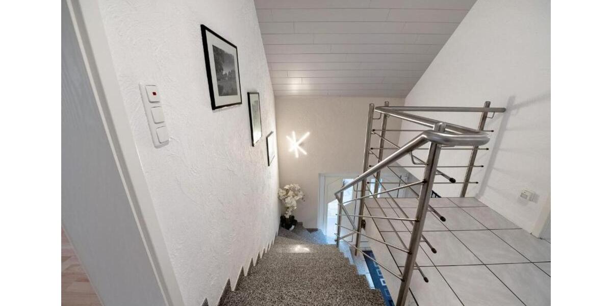 Modernes Wohnhaus möbliert ab September 2026 langfristig 4.5 zimmer