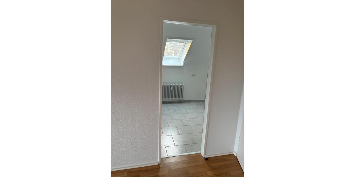 Terrassenwohnung Solingen Mitte - 3 Zimmer, 98 m&sup2;, 1.530&euro; | Angebot:24693757