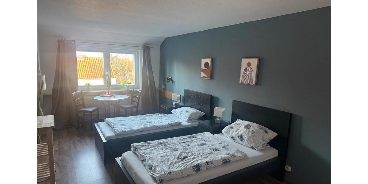 Wohnen auf Zeit Hagen im Bremischen - 8 Zimmer, 400 m&sup2;, 25&euro; | Angebot:24767126