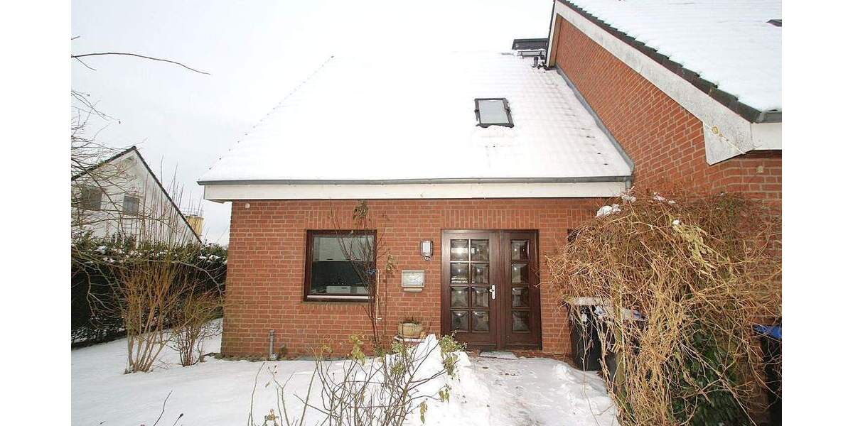 Doppelhaushälfte Malente Nüchel - 5 Zimmer, 100 m&sup2;, 1.250&euro; | Angebot:24820800