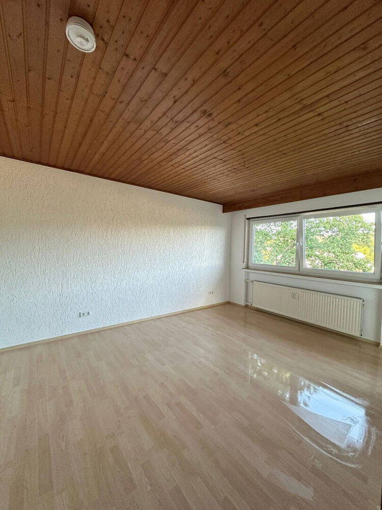 Frisch renoviert 3 Zimmer, Balkon & Naturblick in Ortenberg-Lißberg zu vermieten