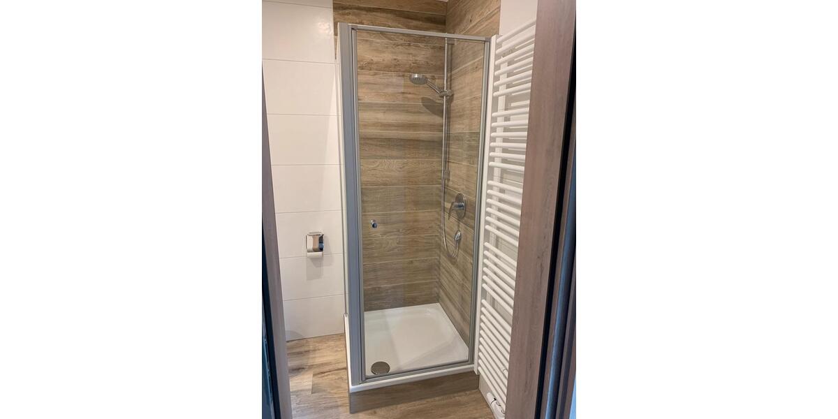 Wohnen auf Zeit Putzbrunn - 1 Zimmer, 30 m&sup2;, 30&euro; | Angebot:24684026