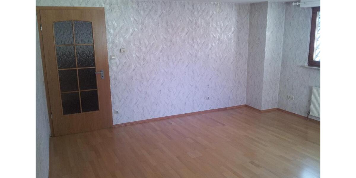 Maisonettenwohnung Weil der Stadt - 3 Zimmer, 88 m&sup2;, 900&euro; | Angebot:26625844