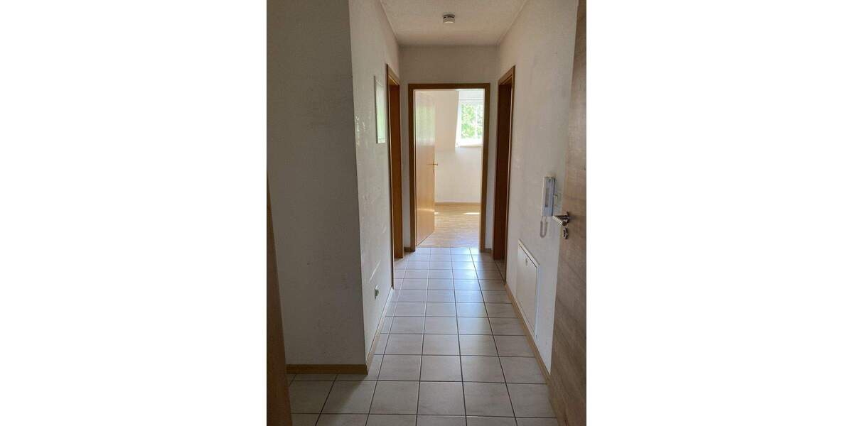 Etagenwohnung Deggendorf - 3 Zimmer, 61 m&sup2;, 600&euro; | Angebot:25690406