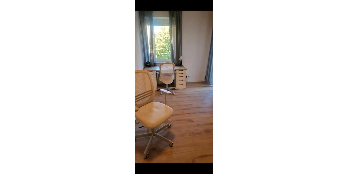 Wohnen auf Zeit Uttenreuth - 1 Zimmer, 16 m&sup2;, 565&euro; | Angebot:26432573
