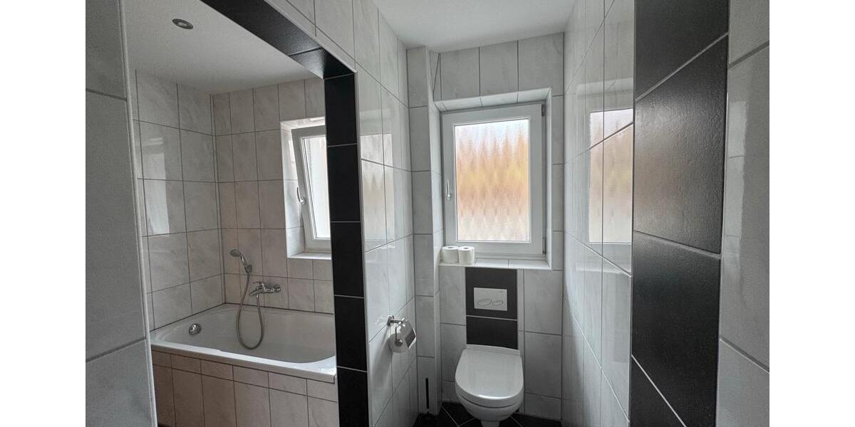 Etagenwohnung Viechtach - 4 Zimmer, 115 m&sup2;, 820&euro; | Angebot:25811067