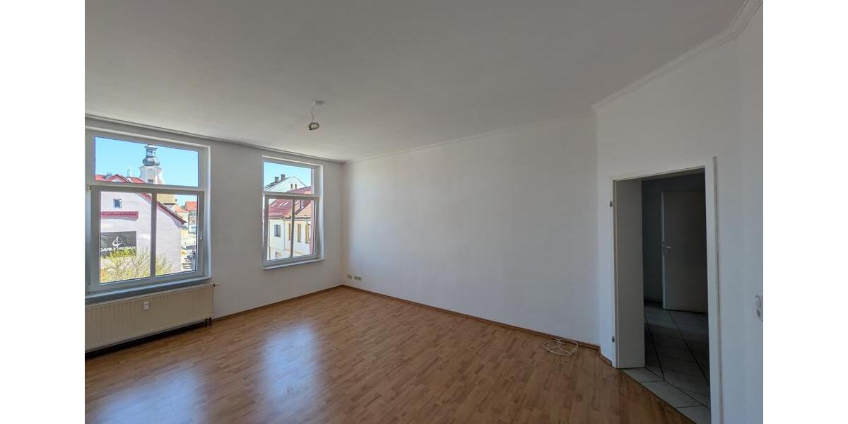 Etagenwohnung Meuselwitz - 3 Zimmer, 81 m&sup2;, 486&euro; | Angebot:26413440