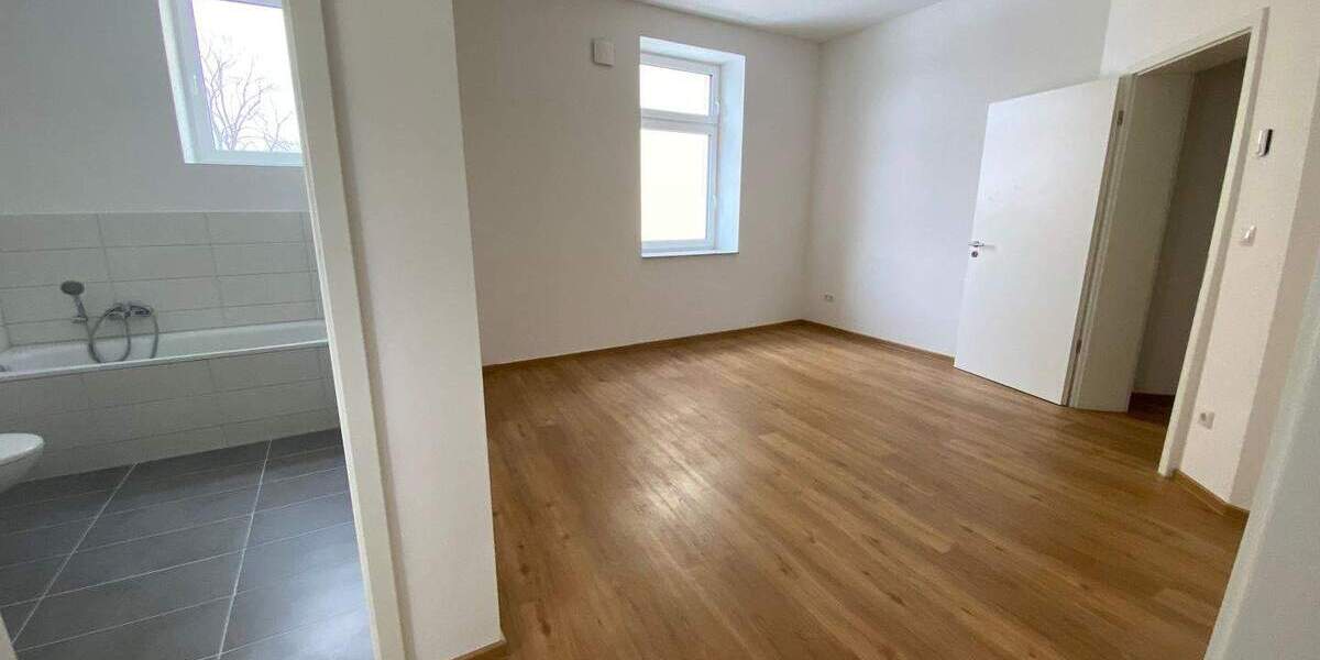 Etagenwohnung Stralsund Tribseer - 5 Zimmer, 110 m&sup2;, 1.010&euro; | Angebot:26257581