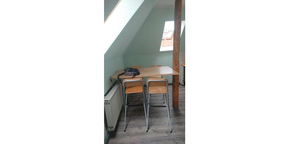 Dachgeschoßwohnung Meiningen - 2 Zimmer, 42 m&sup2;, 350&euro; | Angebot:26426101