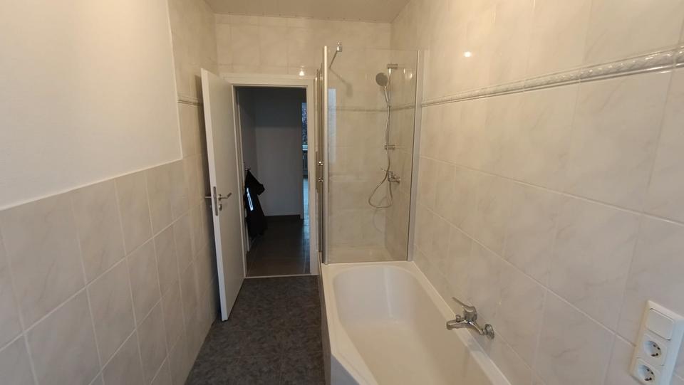 Etagenwohnung Dillingen (Saar) - 4 Zimmer, 114 m&sup2;, 950&euro; | Angebot:26534252