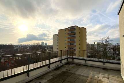 Wohnung zum Mieten in Hochheim 1.810 € 126.92 m² 4 zimmer