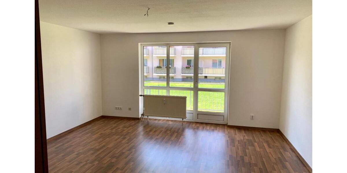 Etagenwohnung Hainichen - 2 Zimmer, 58 m&sup2;, 310&euro; | Angebot:22446260