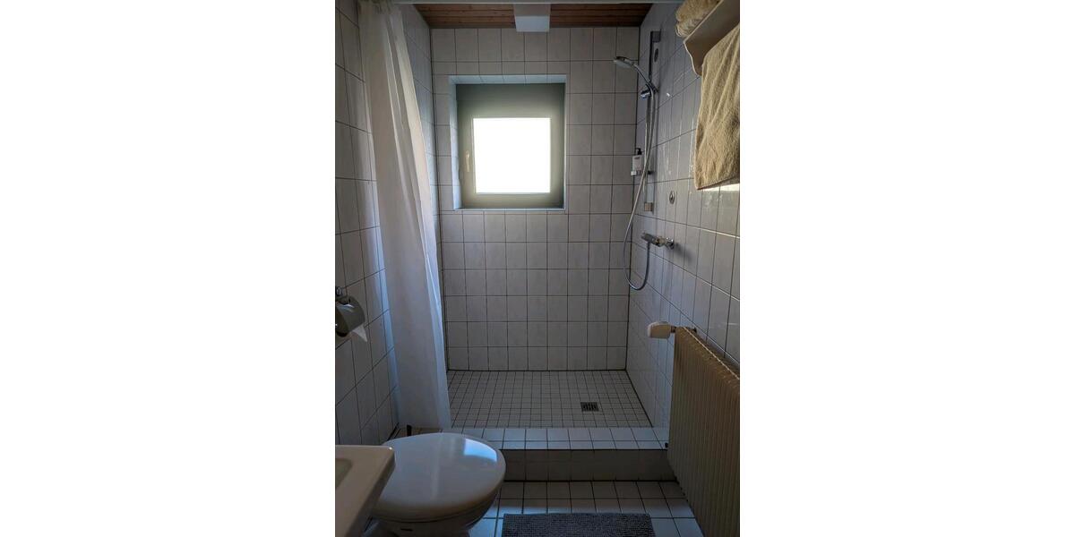 Wohnen auf Zeit Renningen - 2 Zimmer, 45 m&sup2;, 1.480&euro; | Angebot:24854511