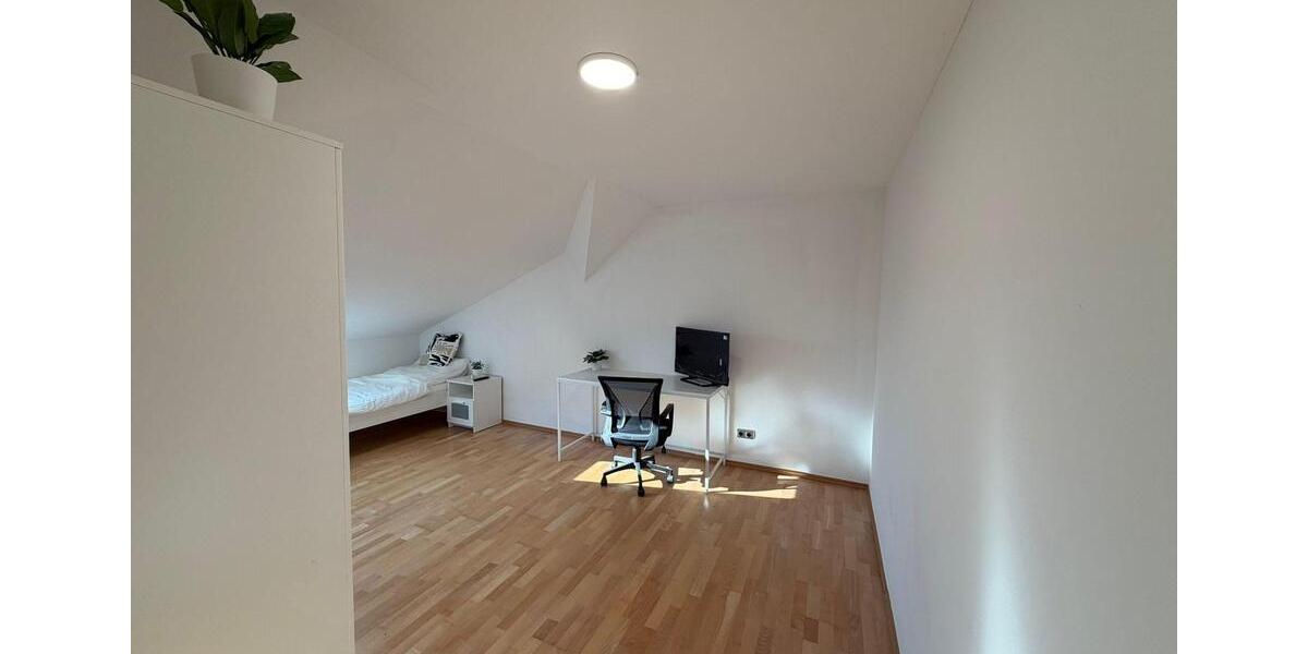 Etagenwohnung Bamberg Bamberg-Ost - 1 Zimmer, 297 m&sup2;, 435&euro; | Angebot:26560579