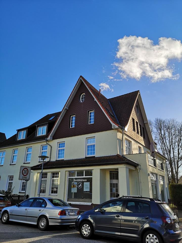 Platz zum Entfalten - tolle 3 Zimmer DG Wohnung
