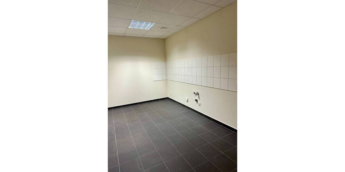 Gewerbeobjekt Salzatal Gorsleben - 6 Zimmer, 215 m&sup2;, 1.290&euro; | Angebot:25772939