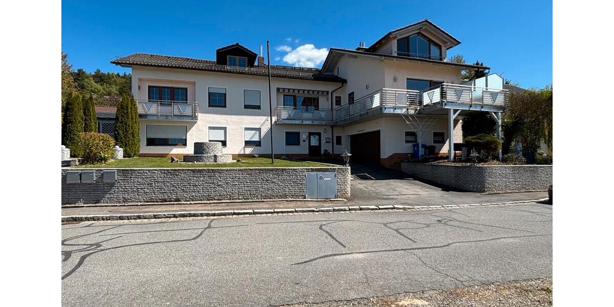 Erdgeschoßwohnung Chamerau - 3 Zimmer, 85 m&sup2;, 675&euro; | Angebot:26400526