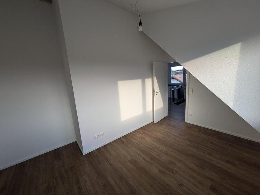 Schöne Neubau 4-Zimmerwohnung