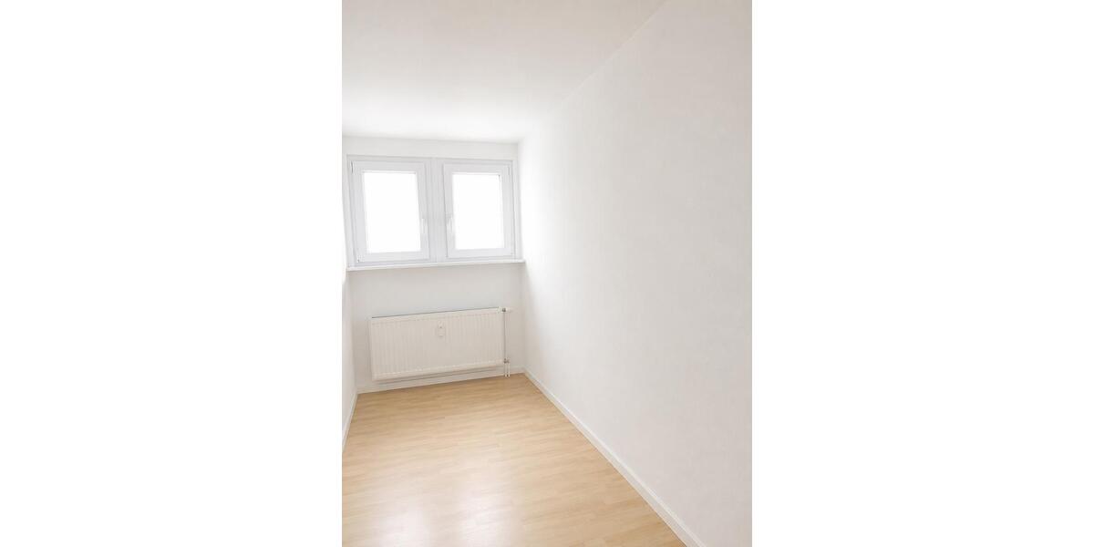 Dachgeschoßwohnung Vohenstrauß - 3 Zimmer, 80 m&sup2;, 750&euro; | Angebot:26573305