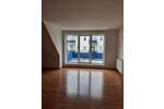 großzügige 3 Zimmer-Wohnung *gerade in Renovierung* mit Balkon und Küche