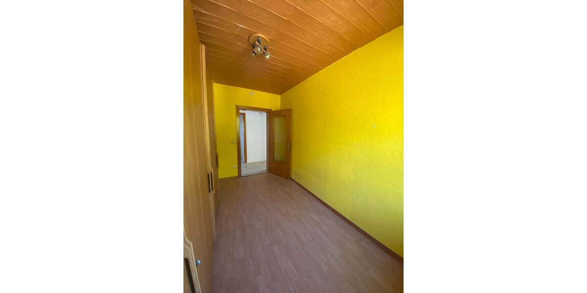 Etagenwohnung Netphen - 4 Zimmer, 86 m&sup2;, 550&euro; | Angebot:26395051