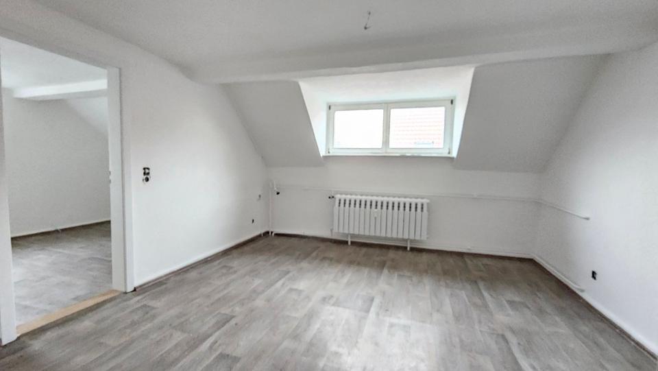 2,5-Zimmer Dachgeschosswohnung im Altbau 2 zimmer