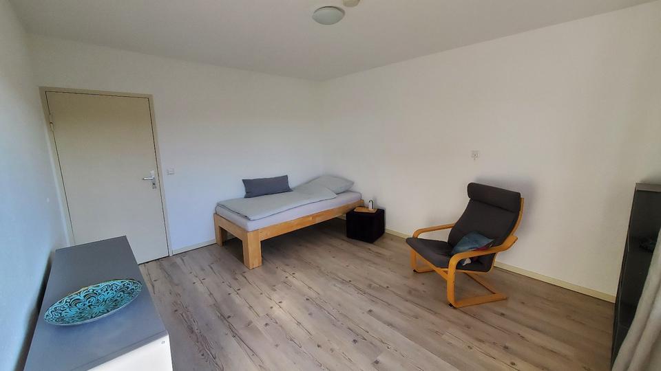 Wohnen auf Zeit Saarbrücken Kieselhumes - 1 Zimmer, 16 m&sup2;, 485&euro; | Angebot:25936423