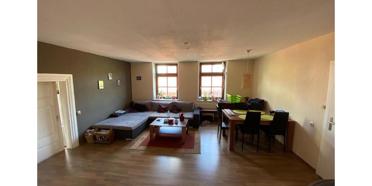Etagenwohnung Stolzenau - 3 Zimmer, 140 m&sup2;, 600&euro; | Angebot:26095458