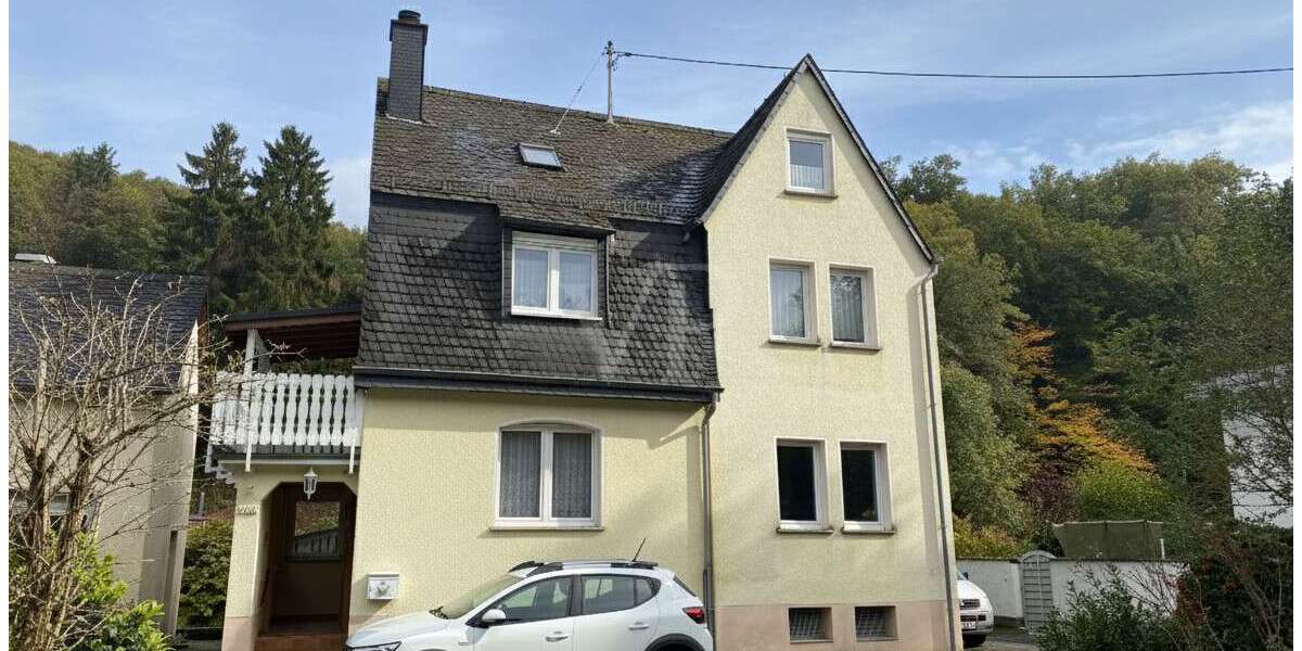 Einfamilienhaus Idar-Oberstein / Tiefenstein Tiefenstein - 7 Zimmer, 168 m&sup2;, 950&euro; | Angebot:25512215
