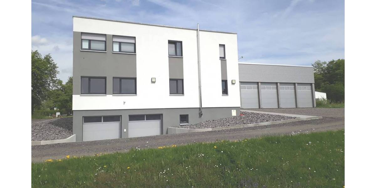 Büro in der Classic Garage zu vermieten. 1 zimmer